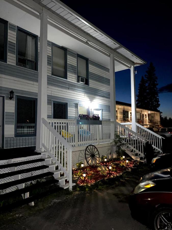 Bay Lake Inn - Frontiersman Motel Latchford Exterior photo